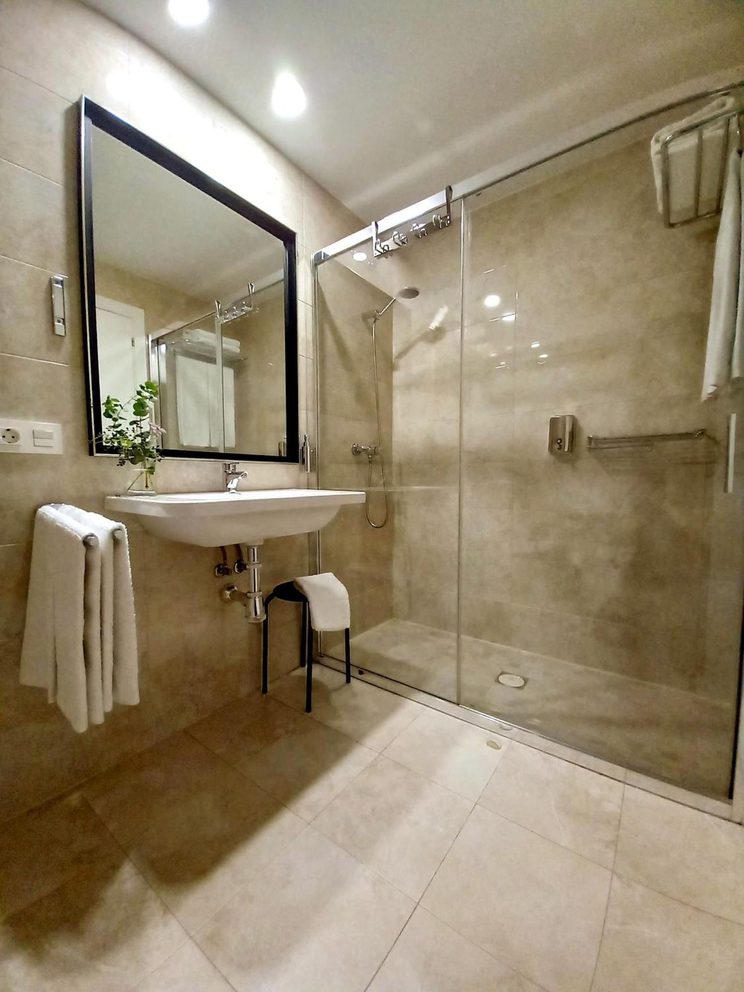 Littore Tormes Con Parking, Aa Y Piscina Salamanca Exterior photo